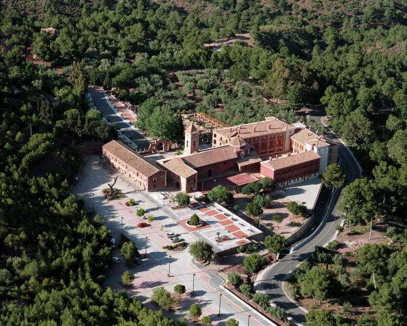 מלון טוטאנה Monasterio De Santa Eulalia מראה חיצוני תמונה